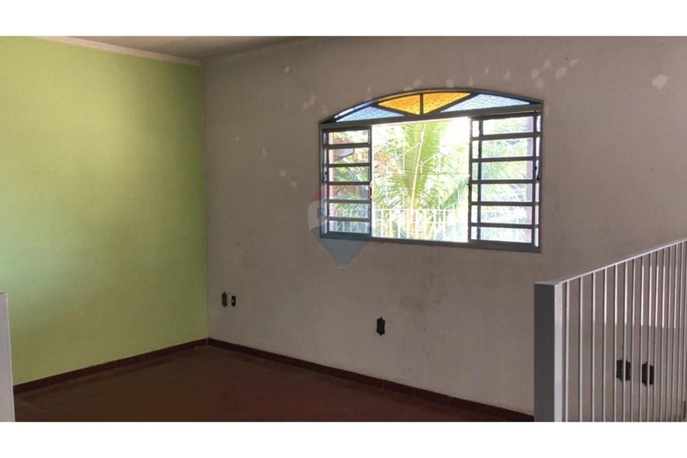 Sobrado - Venda - Lindóia , São Paulo - IMG-20250626-WA0008.jpg - Sala de estar - 690291056-42