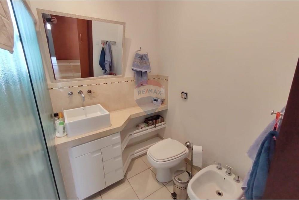 Sobrado - Venda - Águas de Lindóia , São Paulo - WhatsApp Image 2025-07-13 at 21.42.00 (2).jpeg - Banheiro - 690291077-218