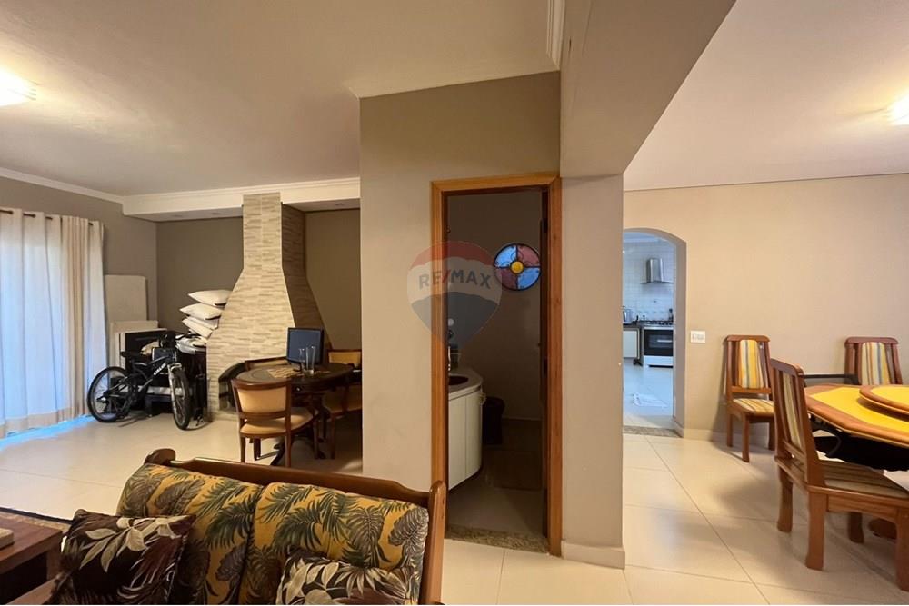 Casa - Alugar - Atibaia , São Paulo - WhatsApp Image 2025-10-06 at 13.51.04.jpeg - Sala - 690471141-116