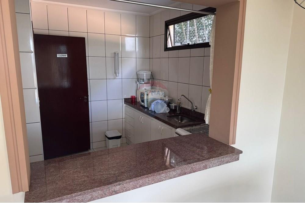 Apartamento - Alugar - Bragança Paulista , São Paulo - cozinha salão de festa .jpg - 690041051-56