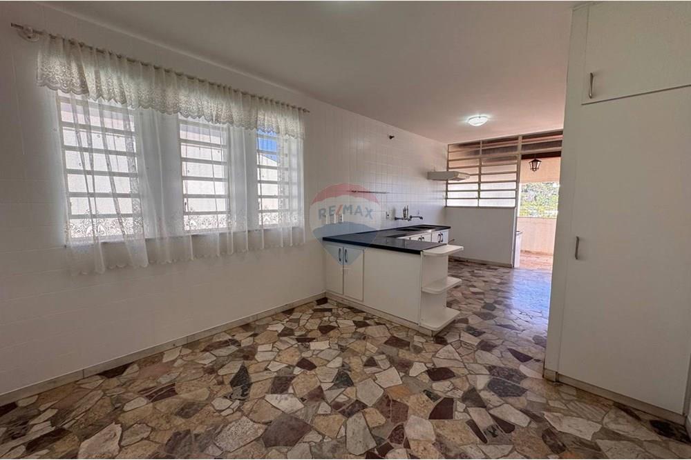 Casa - Venda - Bragança Paulista , São Paulo - photo_4943258572171620173_y.jpg - 690041052-91