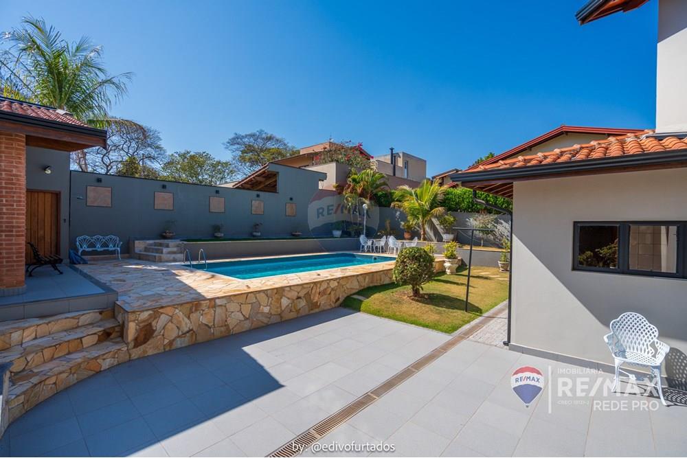 Casa de Condomínio - Alugar - Vinhedo , São Paulo - EDI09210EDIVO FURTADO SILVA - RG98002306022 SSPCE - REMAX REDE PRO - 690541093-135 - MARAMBAIA - PAULO MODULO.jpg - 690541093-135