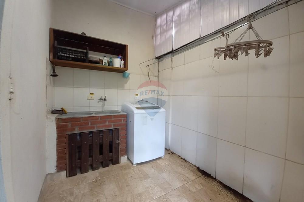 Casa de Campo - Venda - Águas de Lindóia , São Paulo - 20250206_113604.jpg - Lavanderia - 690291077-244