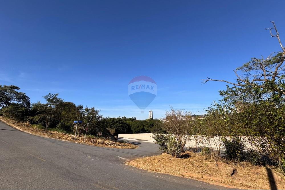 Terreno - Venda - Bragança Paulista , São Paulo - H - Foto Terreno Rua Anibal 11.jpg - 690041052-93