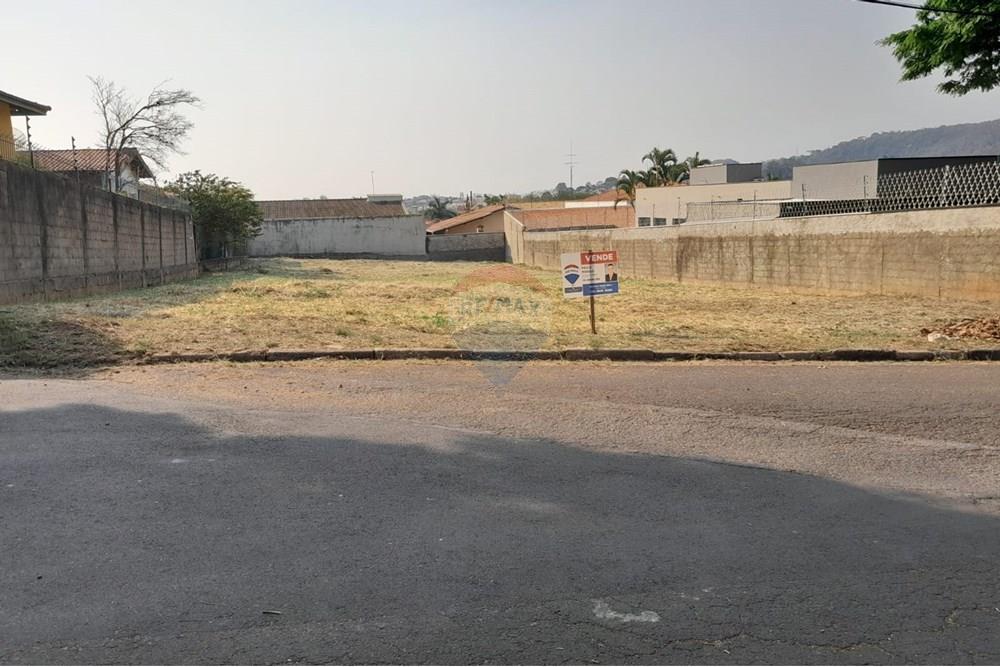 Terreno - Venda - Vinhedo , São Paulo - dcb1380f-5afc-4679-a6cf-529afb2e04d9.jpeg - 690541093-136