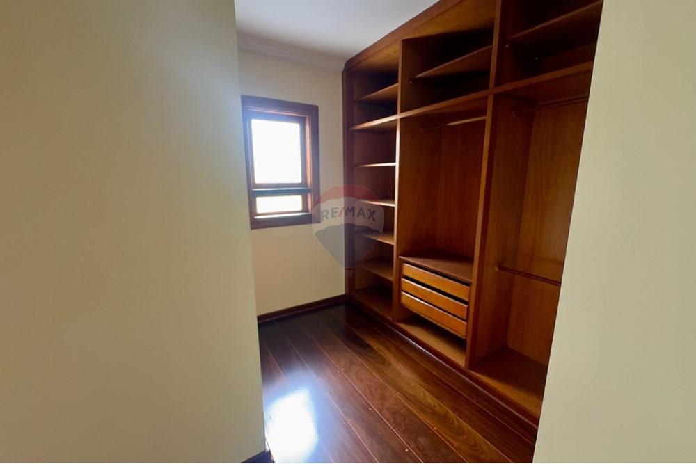 Casa de Condomínio - Alugar - Barueri , São Paulo - Imagem do WhatsApp de 2025-10-07 à(s) 11.36.57_40bbba8b.jpg - 691141037-6