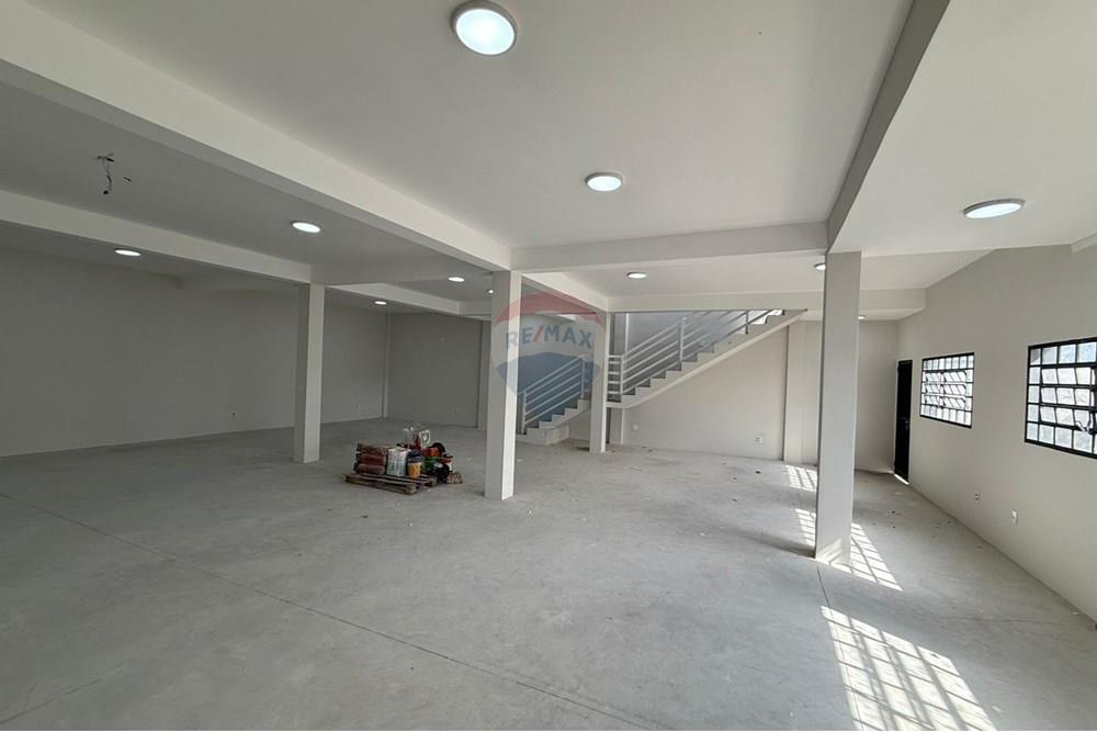 Galpão - Alugar - Bragança Paulista , São Paulo - Imagem do WhatsApp de 2025-05-24 à(s) 09.05.10_89077d16.jpg - 690041010-96