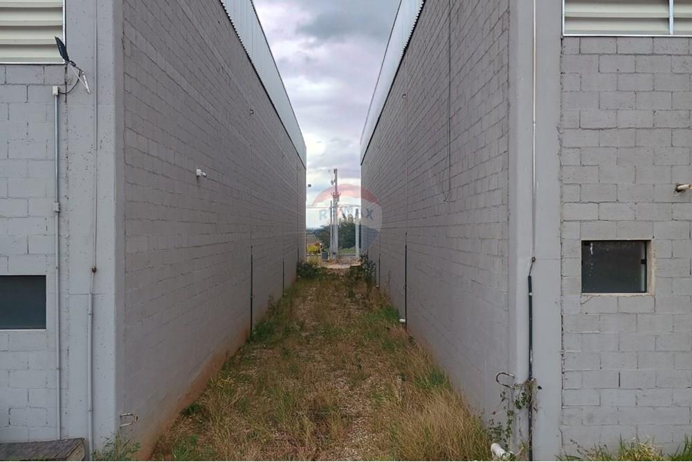 Depósito-Galpão-Armazém para alugar, 1400m² - Foto 5