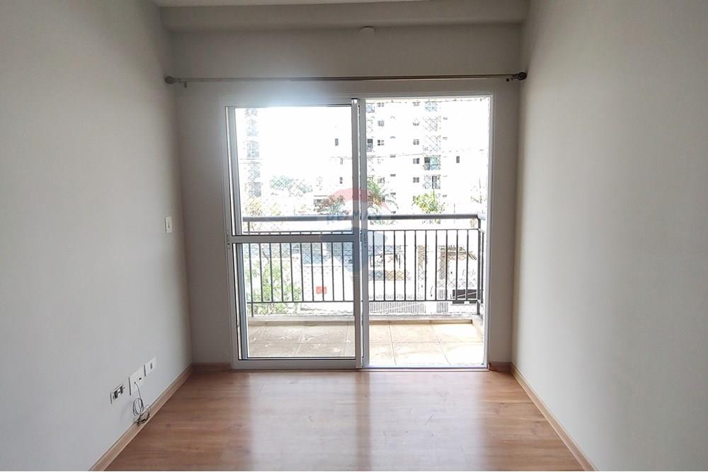 Apartamento para alugar com 2 quartos, 74m² - Foto 9