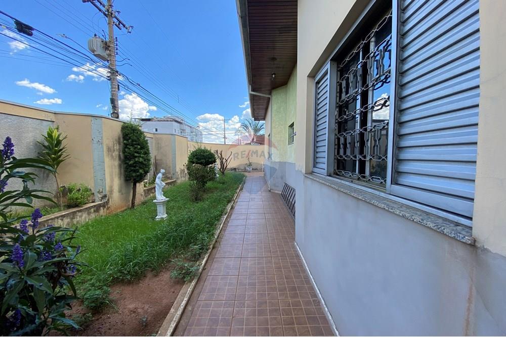 Casa - Venda - Americana , São Paulo - 21C5974D-CF40-45DC-8A7B-D5910A2B9E6E.JPG - Quintal - 690231025-222