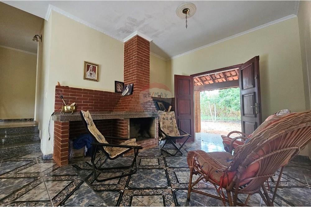 Chácara / Sítio / Fazenda - Venda - Itapira , São Paulo - photo_2025-06-17_17-52-55 (4).jpg - Sala de estar - 690291048-31