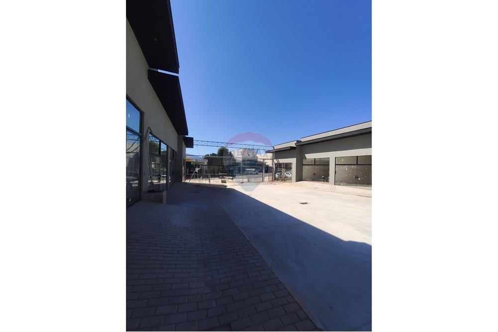 Cj. Comercial/ Sala - Alugar - Atibaia , São Paulo - IMG-20250305-WA0857.jpg - 690471100-120