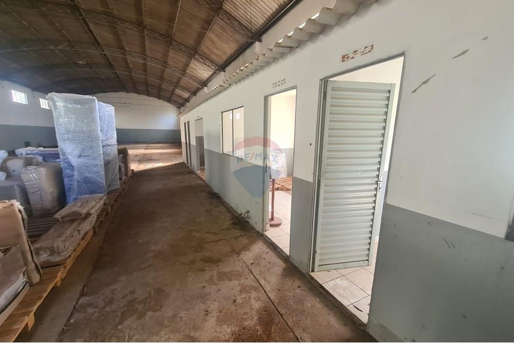 Depósito-Galpão-Armazém para alugar, 600m² - Foto 31