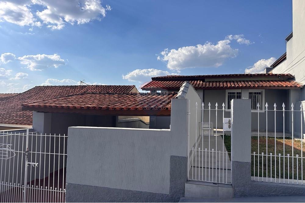 Casa - Alugar - Bragança Paulista , São Paulo - Foto - Fachada - 1.jpg - 690041129-3