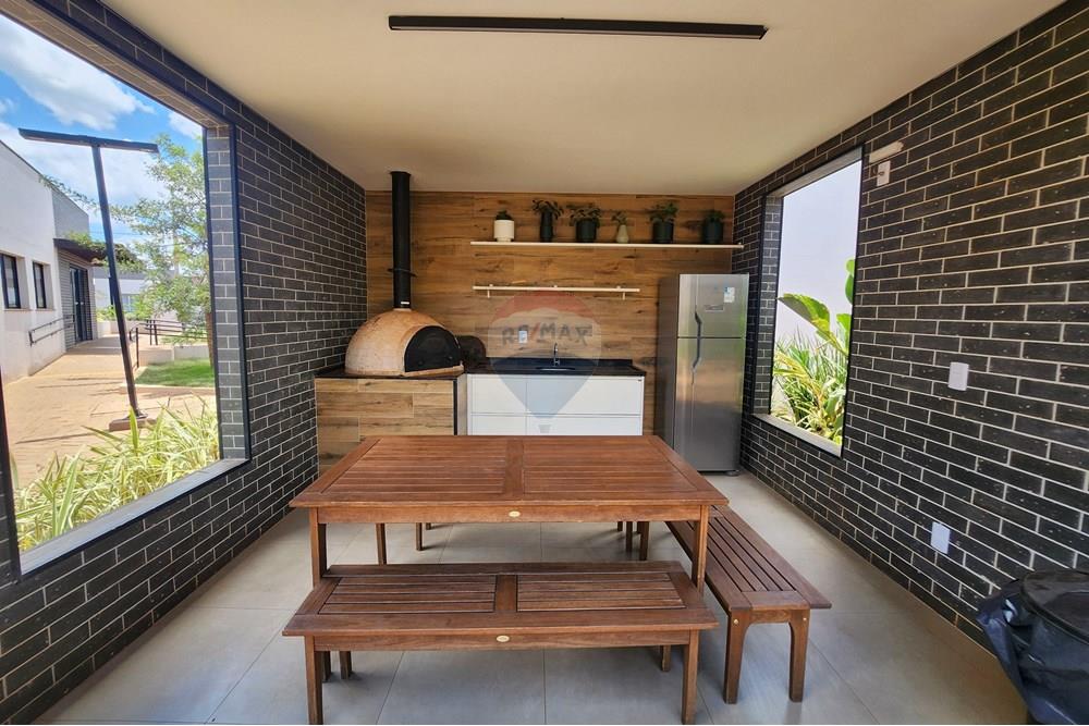 Casa à venda com 2 quartos, 62m² - Foto 16