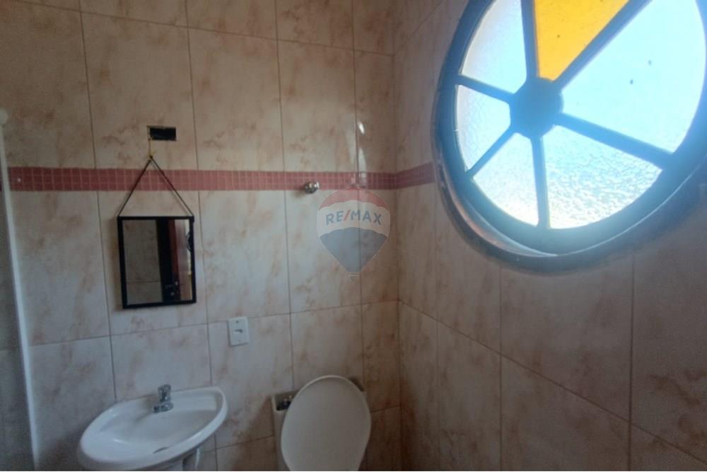 Sobrado - Venda - Bertioga , São Paulo - sobrado-com-3-quartos_a-venda-no-Indaia-Bertioga-remax-690341032-24-corretor-Edivaldo-Santos-foto078.jpeg - Banheiro - 690341032-24