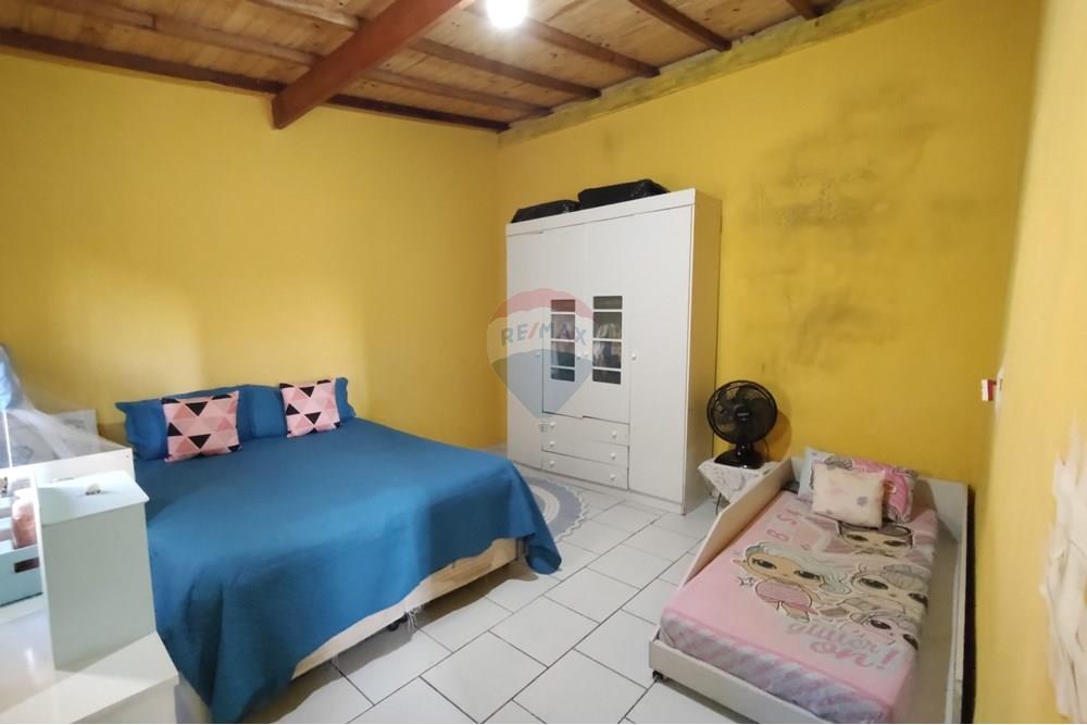 Casa à venda com 3 quartos, 324m² - Foto 7