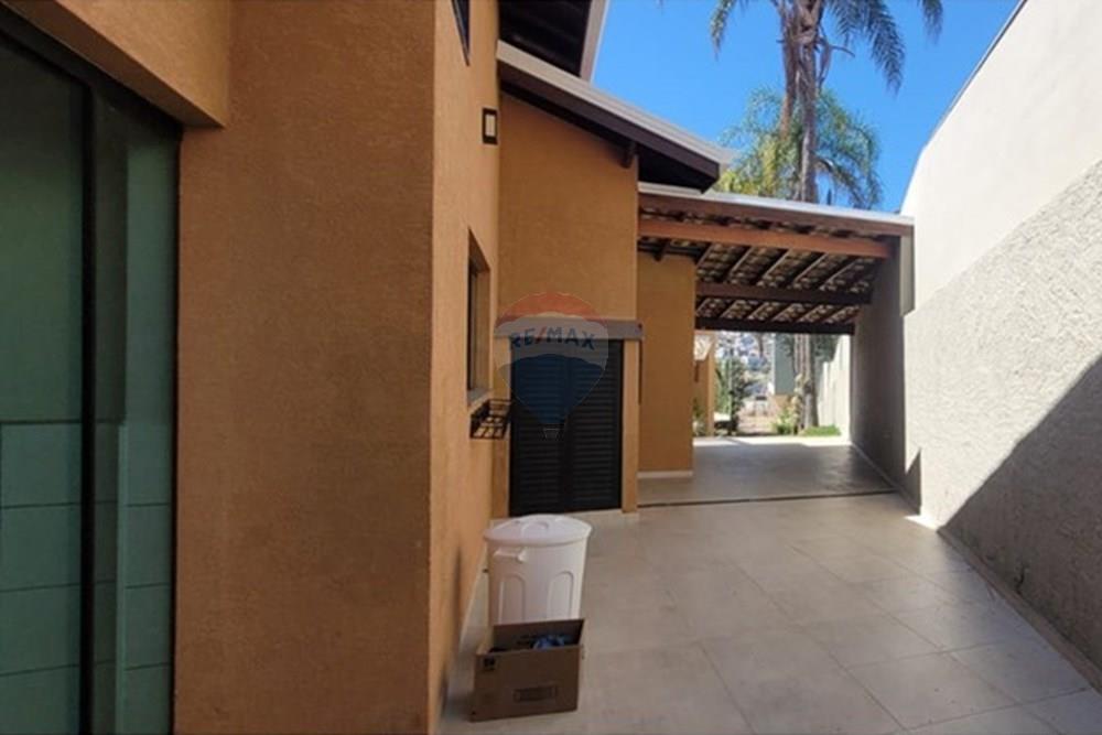 Casa de Condomínio - Alugar - Bragança Paulista , São Paulo - WhatsApp Image 2025-09-12 at 10.53.33 (1).jpeg - 690041112-6