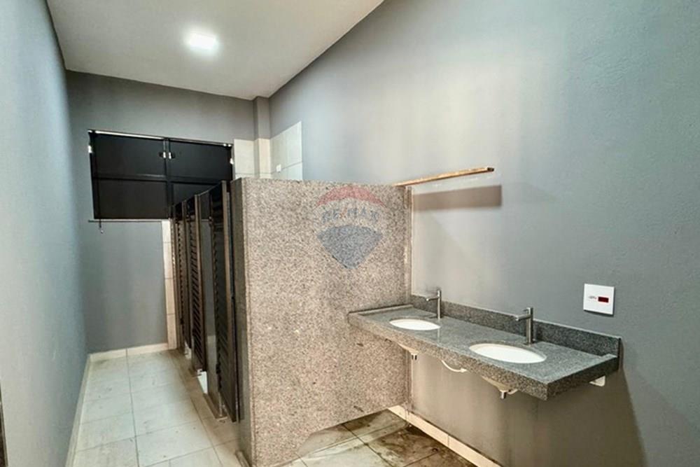 Galpão - Venda - Santa Bárbara d'Oeste , São Paulo - WhatsApp Image 2025-09-11 at 19.40.15 (6).jpeg - Banheiro - 690231086-4