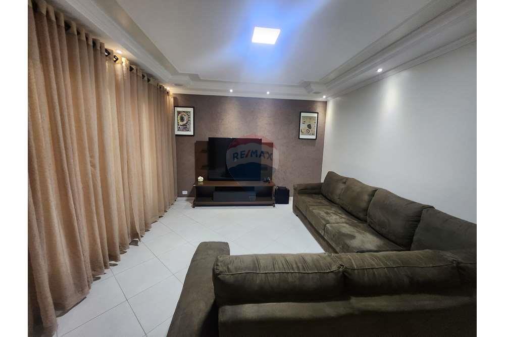 Casa à venda com 2 quartos, 117m² - Foto 9