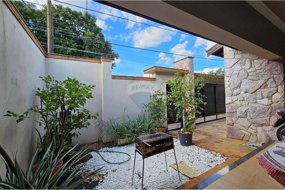 Casa - Venda - Itapira , São Paulo - photo_2025-06-01_15-50-35.jpg - Quintal - 690291048-71