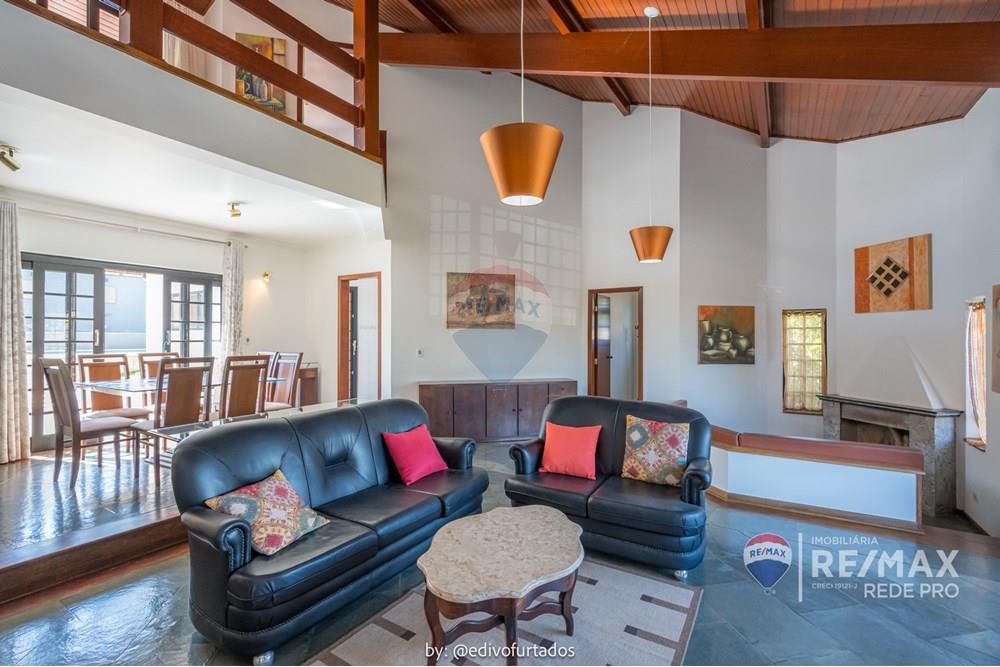 Casa de Condomínio - Alugar - Vinhedo , São Paulo - EDI09160EDIVO FURTADO SILVA - RG98002306022 SSPCE - REMAX REDE PRO - 690541093-135 - MARAMBAIA - PAULO MODULO.jpg - 690541093-135