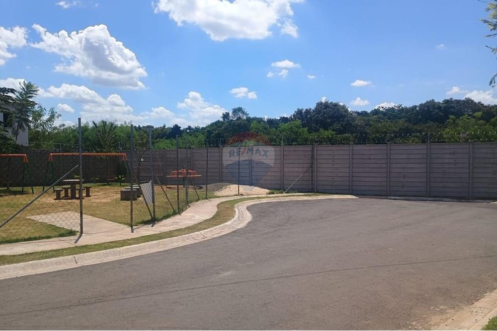 Casa à venda com 2 quartos, 45m² - Foto 26