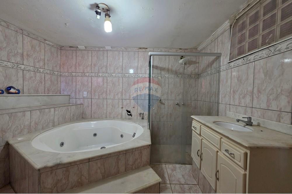 Chácara / Sítio / Fazenda - Venda - Itapira , São Paulo - 20250520_153520.jpg - Banheiro - 690521005-81