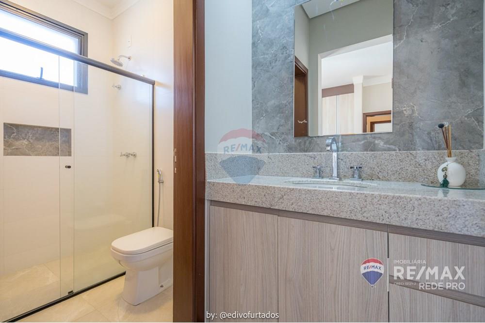 Casa - Venda - Vinhedo , São Paulo - EDI09815EDIVO FURTADO SILVA - RG98002306022 SSPCE - DEYSE MURATA - TOSCANA - REMAX REDE PRO - 690541036-129.jpg - 690541036-129