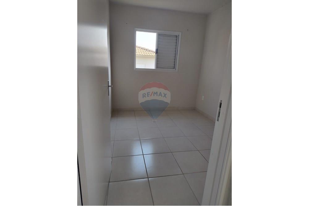 Casa à venda com 2 quartos, 45m² - Foto 16