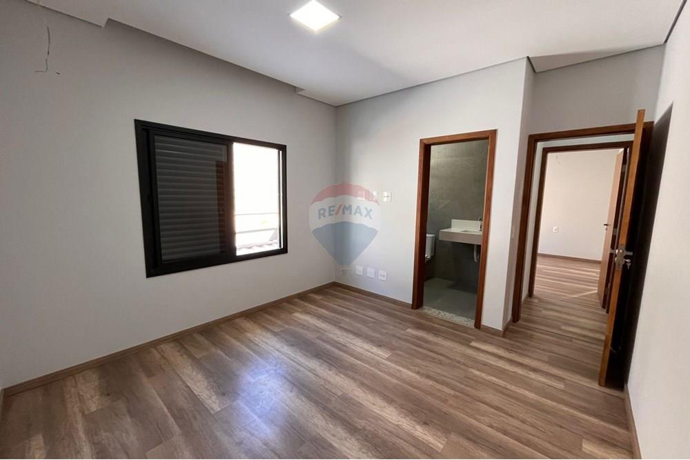 Casa de Condomínio - Venda - Valinhos , São Paulo - b77364ed-8952-4b40-9252-a86d764d9730.jpg - 690621048-47