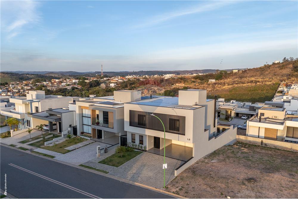 Casa de Condomínio - Venda - Valinhos , São Paulo - 2 - 690491084-77