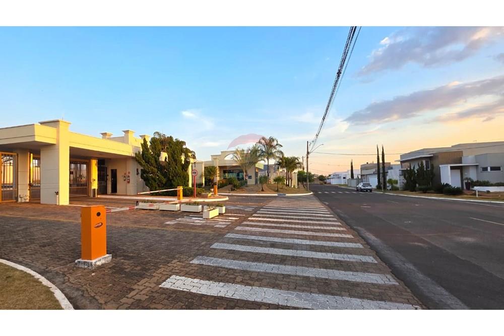 Casa de Condomínio - Venda - Araraquara , São Paulo - WhatsApp Image 2025-09-16 at 14.07.01.jpeg - 690151043-69