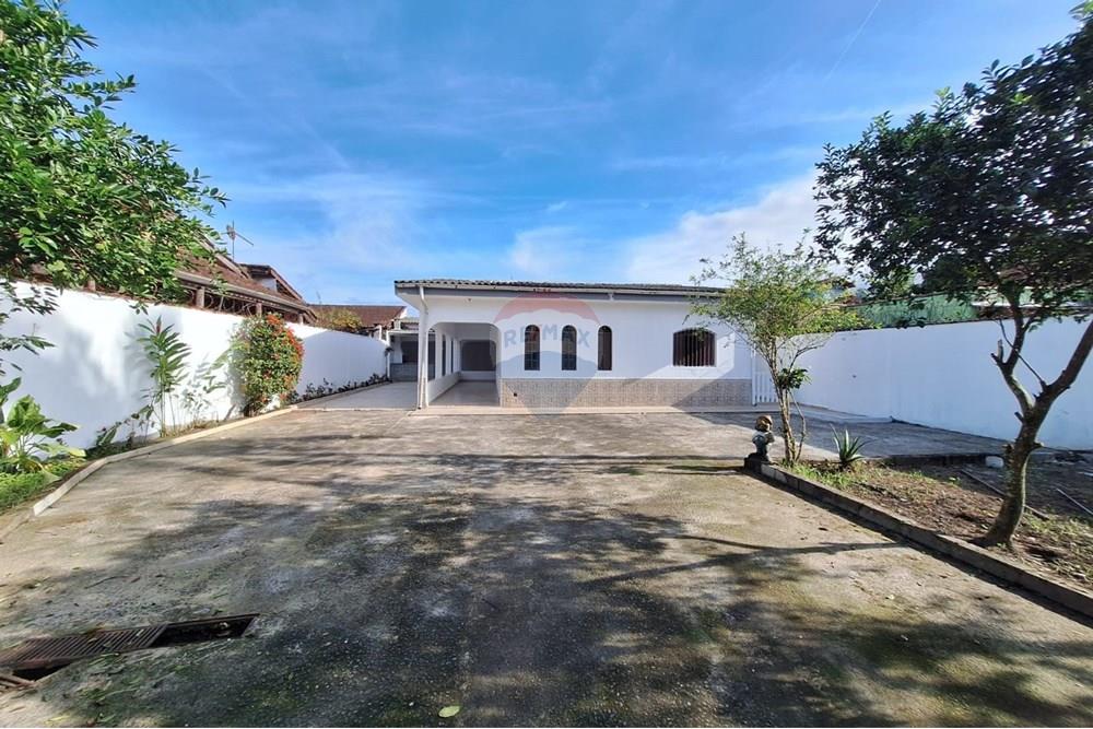 Casa - Venda - Bertioga , São Paulo - casa-com-3-quartos-a-venda-no-centro-bertioga-remaxvistalinda-690341014-15-corretora-paulajacometti-foto2.jpeg - 690341014-15