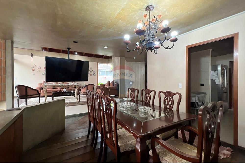 Casa de Condomínio - Venda - Santana de Parnaíba , São Paulo - DJI_20250924_160841_109.JPG - 691081032-8