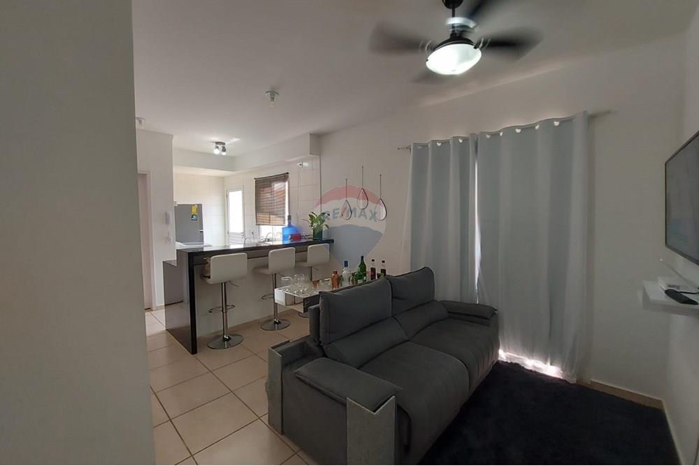 Casa à venda com 2 quartos, 72m² - Foto 4