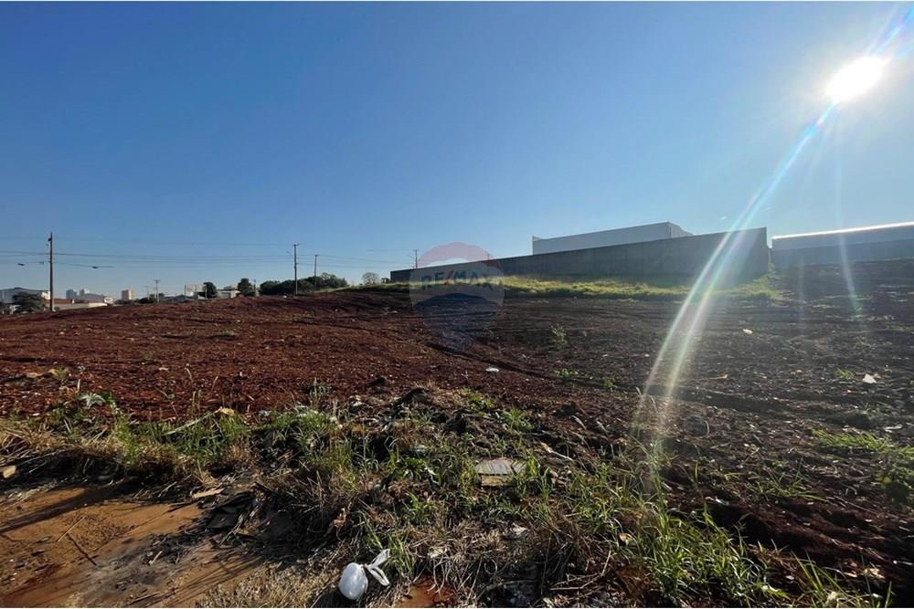 Terreno - Venda - Araraquara , São Paulo - WhatsApp Image 2025-07-02 at 09.56.03 (8).jpeg - 690151067-18