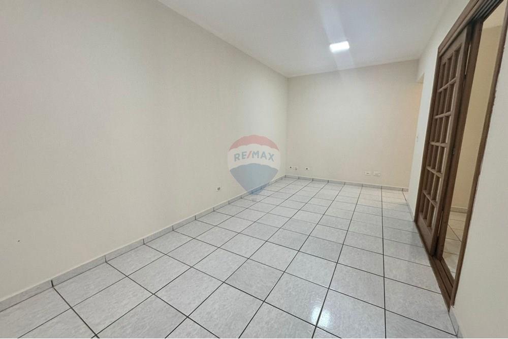 Casa de Condomínio - Alugar - Bragança Paulista , São Paulo - WhatsApp Image 2025-02-03 at 10.44.06 (3).jpeg - 690041127-18