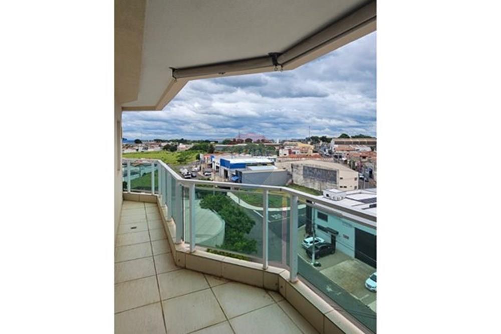 Apartamento à venda com 3 quartos, 79m² - Foto 3