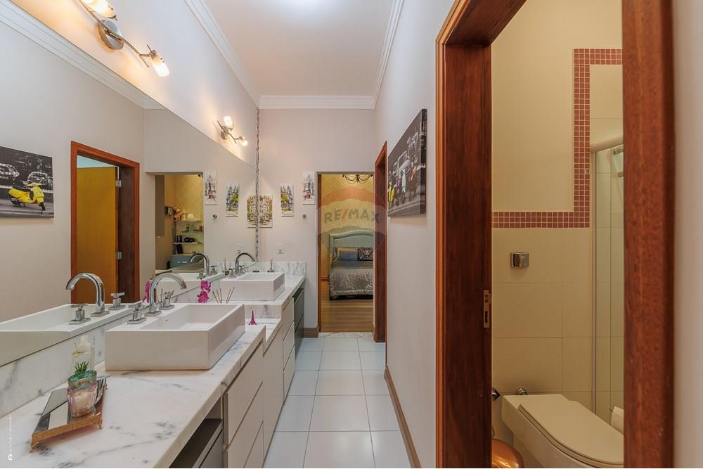 Casa de Condomínio - Venda - Vinhedo , São Paulo - banheiro duplo 4.jpg - 690941020-66