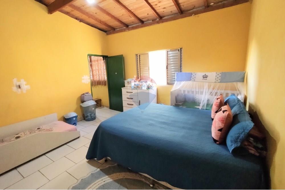 Casa à venda com 3 quartos, 324m² - Foto 8