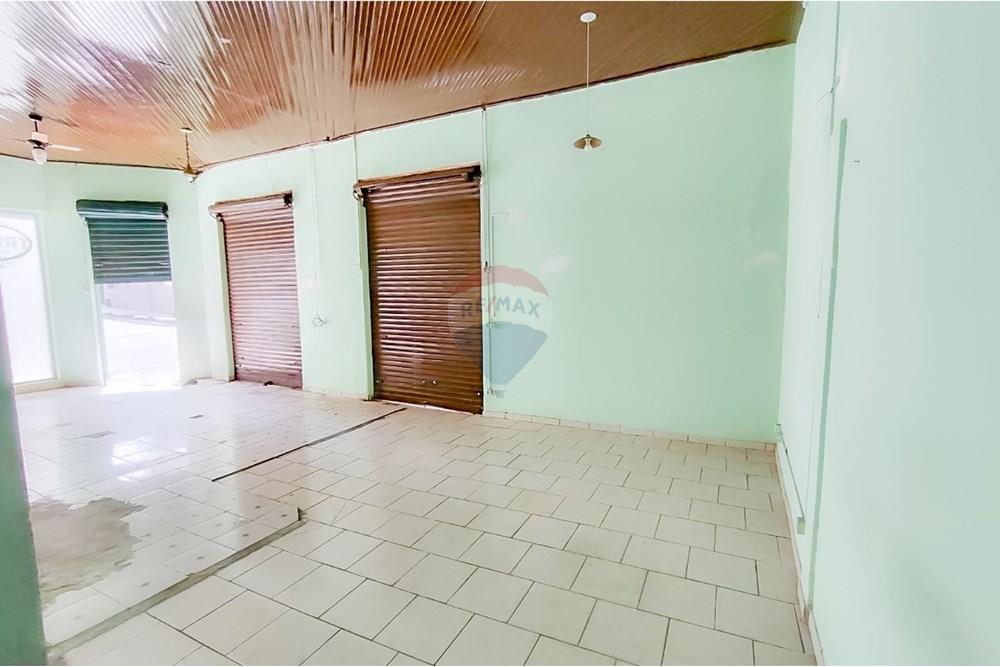 Cj. Comercial/ Sala - Alugar - Itapira , São Paulo - 14 - Fundos do Salão.jpg - 690291048-159