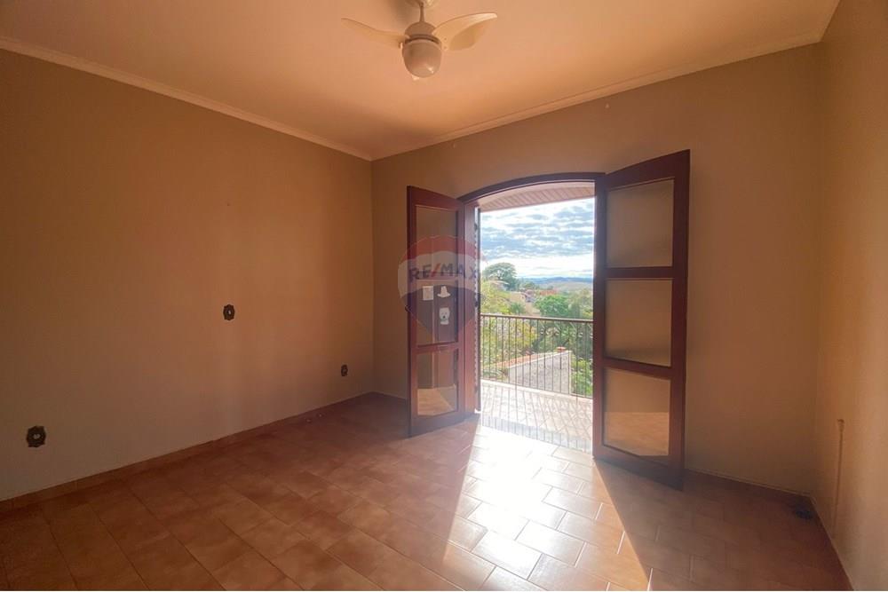 Casa - Venda - Águas de Lindóia , São Paulo - WhatsApp Image 2025-09-27 at 11.34.37.jpeg - 690291077-281