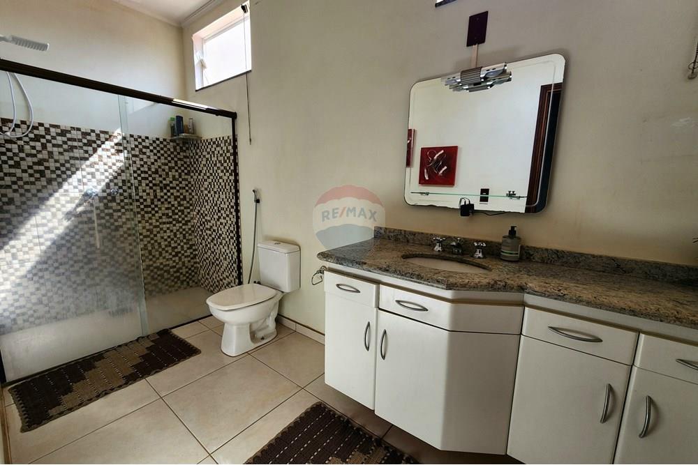 Sobrado - Venda - Araraquara , São Paulo - Fotos casa Miguel20.jpg - 690151059-24