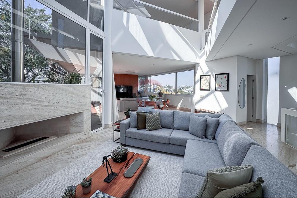 Casa de Condomínio - Venda - Santana de Parnaíba , São Paulo - Salas4 lareira.jpg - 691141025-4