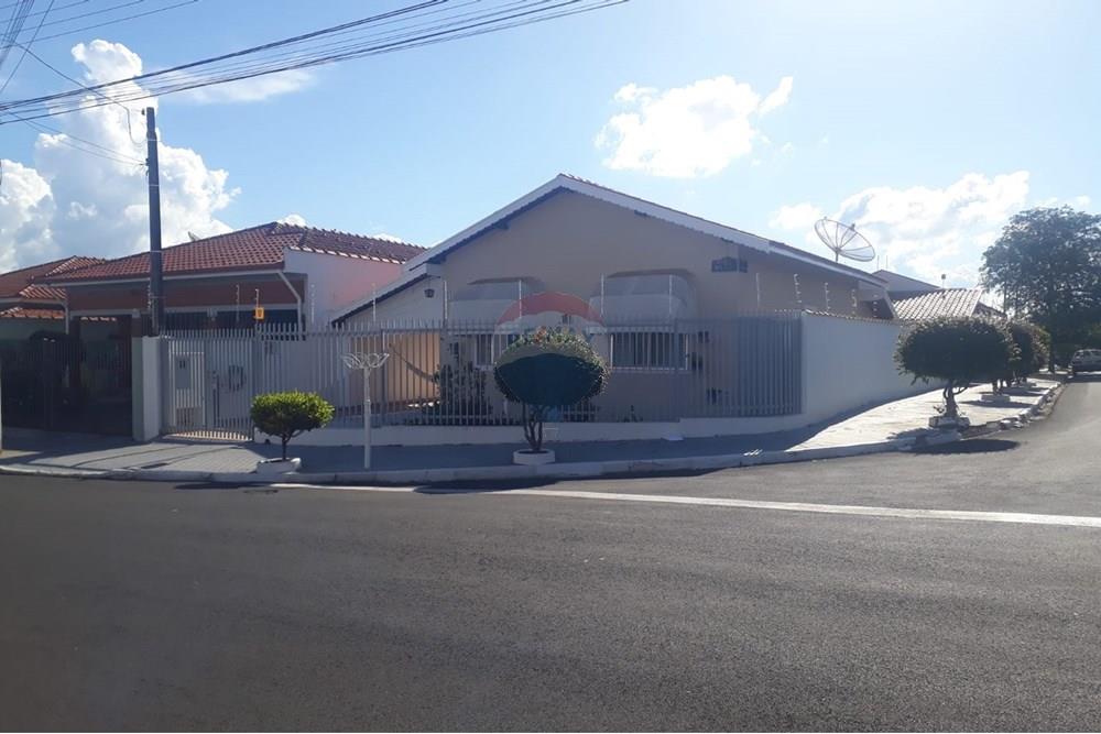 Casa, 3 quartos, 74 m² - Foto 2