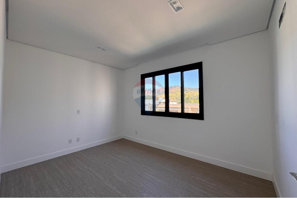 Casa de Condomínio - Alugar - Bragança Paulista , São Paulo - WhatsApp Image 2025-06-02 at 13.22.56 (1).jpeg - 690041052-94