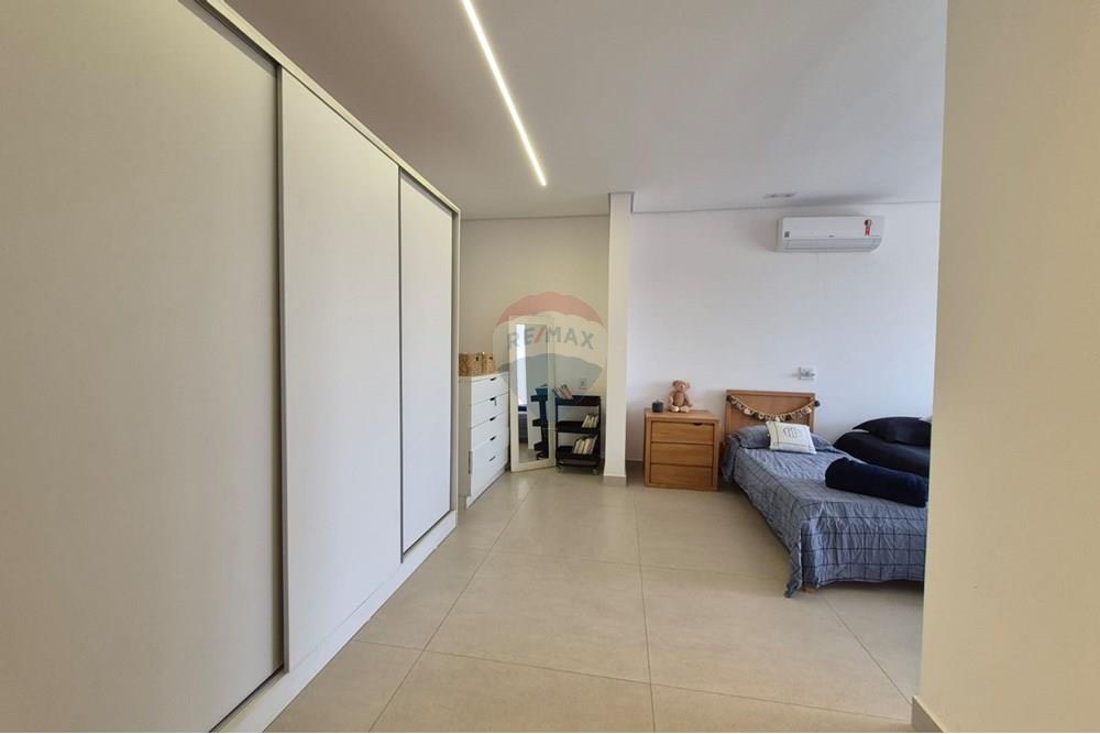 Casa de Condomínio - Venda - Paulínia , São Paulo - Imagem do WhatsApp de 2025-08-29 à(s) 11.45.54_b0e9fa57.jpg - Closet - 690511202-32