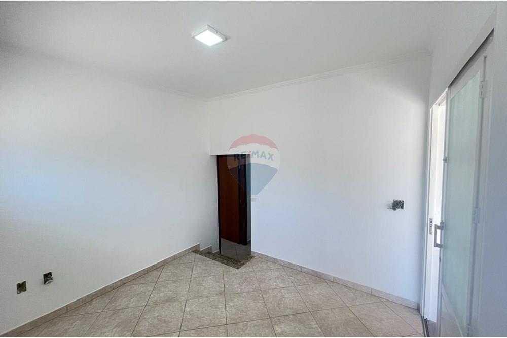 Casa - Venda - Valinhos , São Paulo - WhatsApp Image 2025-09-22 at 12.10.42 (4).jpeg - 690851088-21