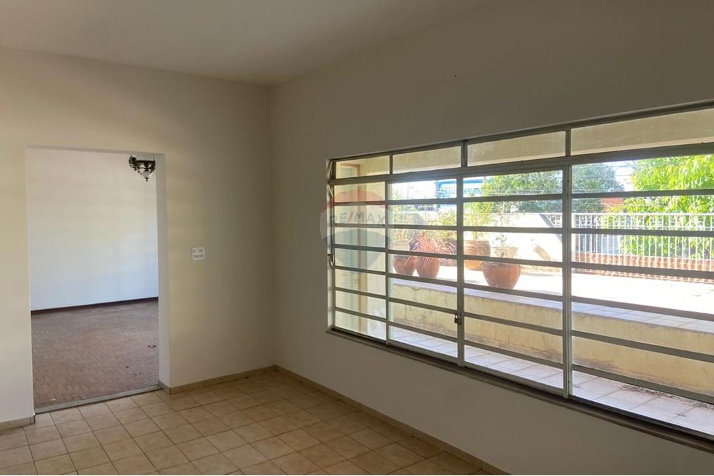 Casa - Venda - Valinhos , São Paulo - WhatsApp Image 2025-09-17 at 16.27.59 (1).jpeg - 691181010-2